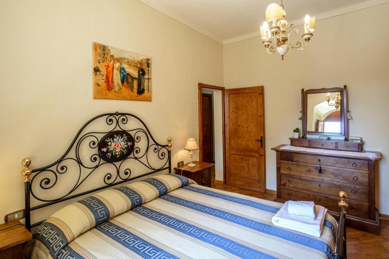 Sangi Studio Apartment - With Amazing View Of The Duomo San Gimignano Eksteriør billede