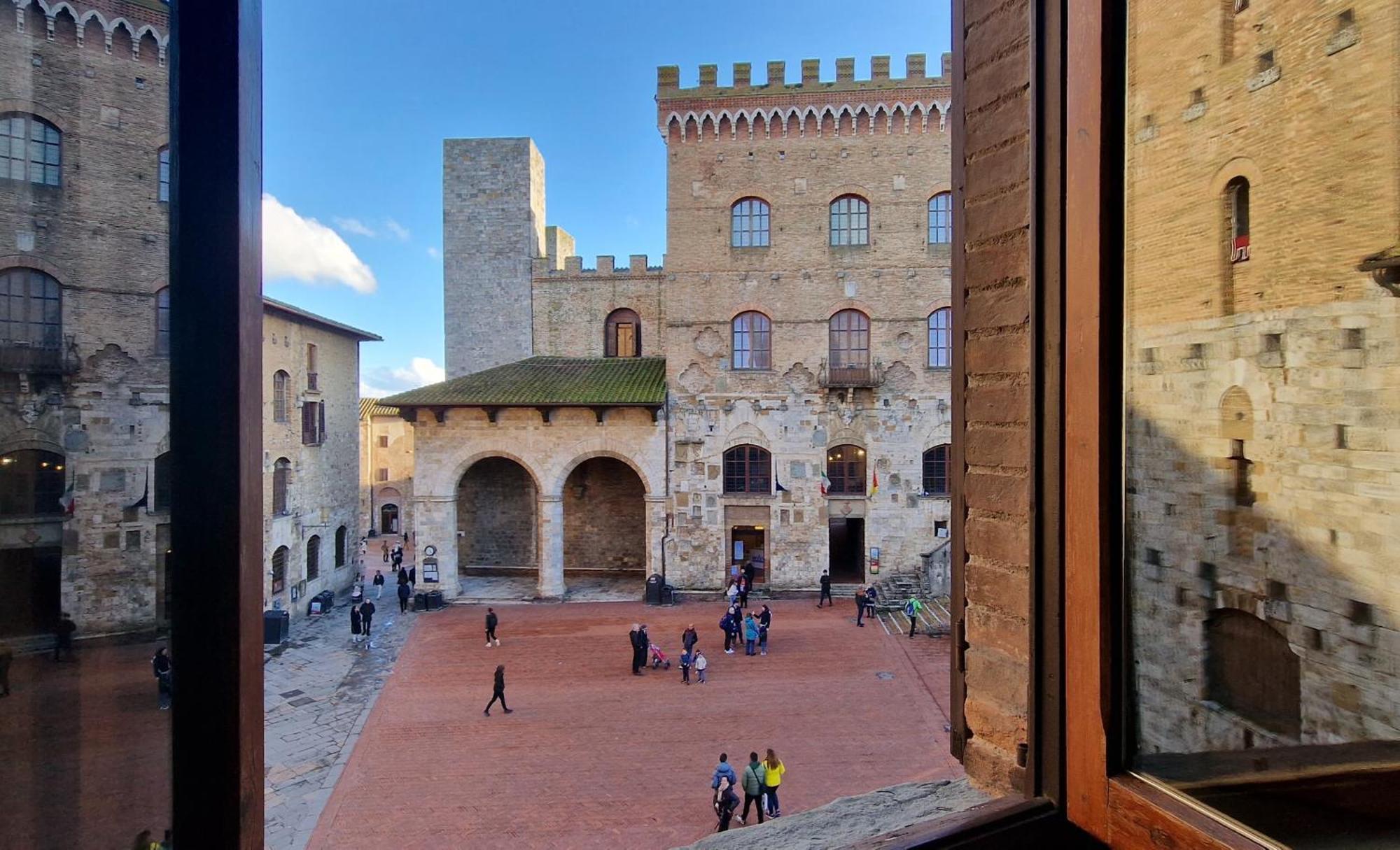 Sangi Studio Apartment - With Amazing View Of The Duomo San Gimignano Eksteriør billede